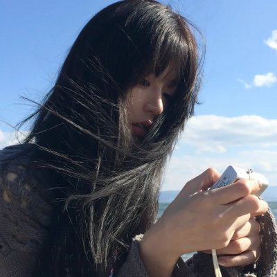 他不是我